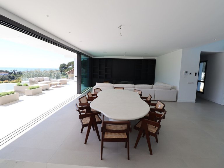 Villa for Sale in Elviria, Malaga 8