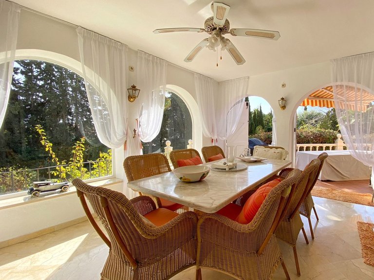 Villa for Sale in Nagüeles, Malaga 2