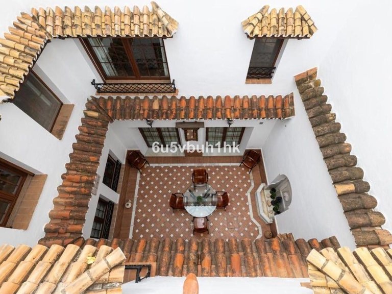 Villa for Sale in Fuengirola, Malaga 1