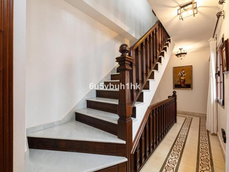 Villa for Sale in Fuengirola, Malaga 28