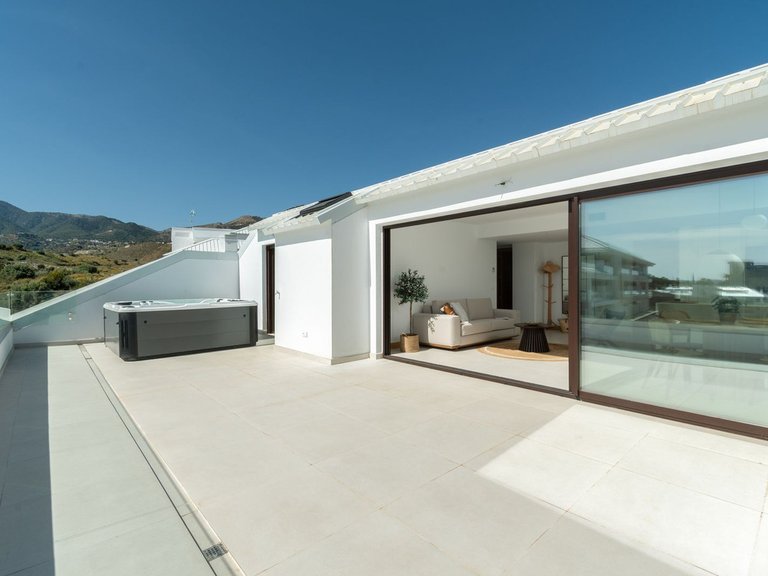 Apartment for Sale in Fuengirola, Malaga 5