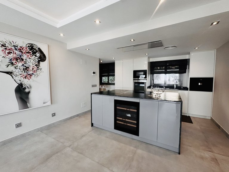 Apartment for Sale in Los Flamingos, Malaga 11