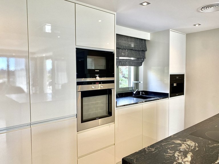 Apartment for Sale in Los Flamingos, Malaga 13