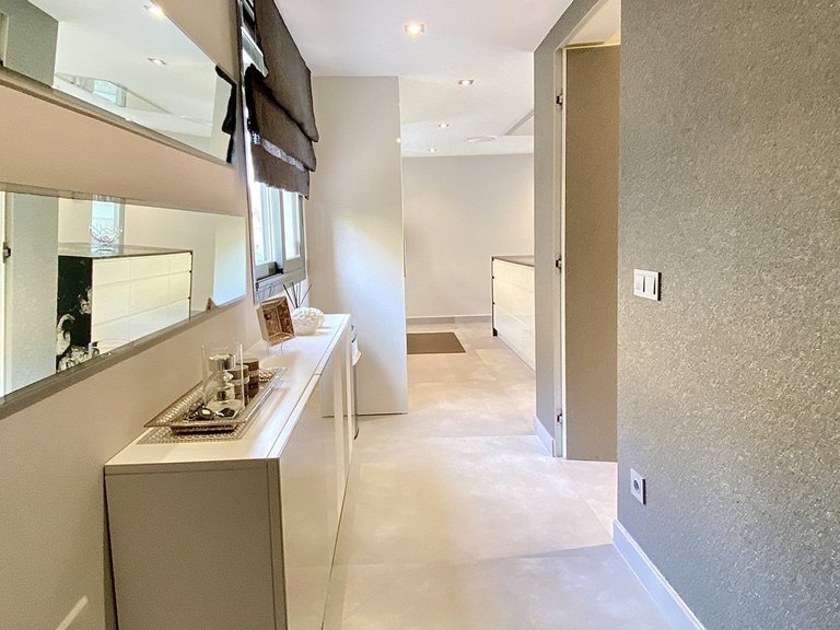 Apartment for Sale in Los Flamingos, Malaga 27