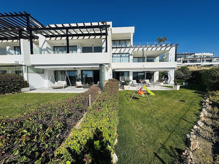 Apartment for Sale in Los Flamingos, Malaga 7