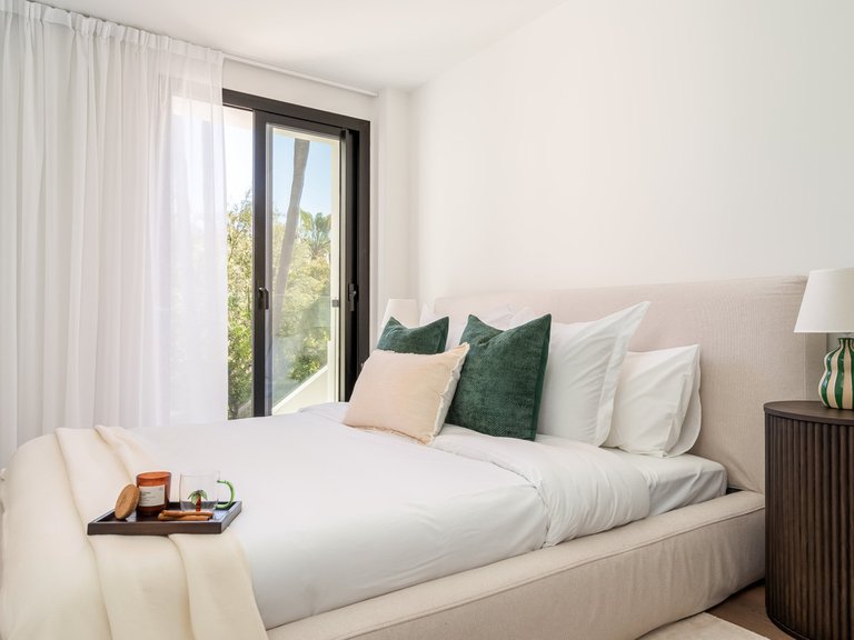Villa for Sale in Nueva Andalucía, Malaga 11