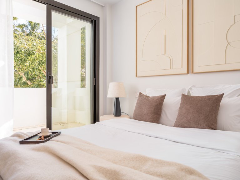 Villa for Sale in Nueva Andalucía, Malaga 18