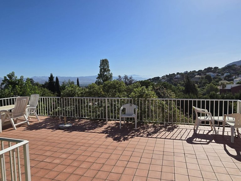Villa for Sale in Alhaurín De La Torre, Malaga 30
