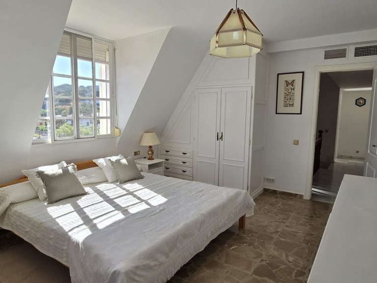 Villa for Sale in Alhaurín De La Torre, Malaga 37