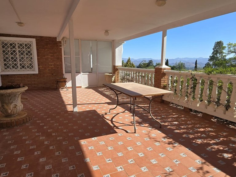 Villa for Sale in Alhaurín De La Torre, Malaga 51