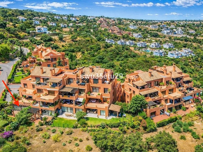 Apartment for Sale in La Mairena, Malaga 4