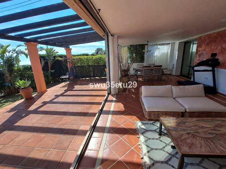 Apartment for Sale in La Mairena, Malaga 6