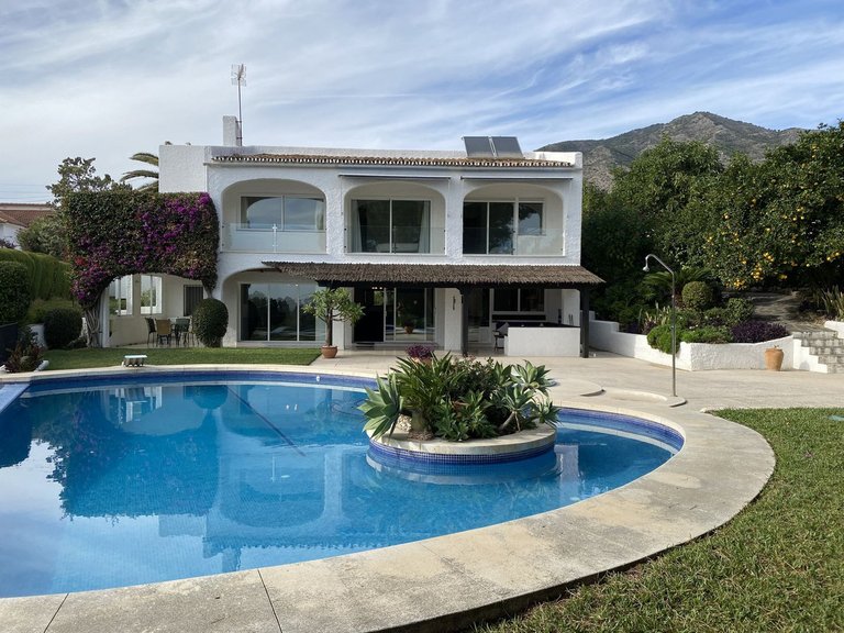 Villa for Sale in Costa del Sol Mijas, Malaga 1