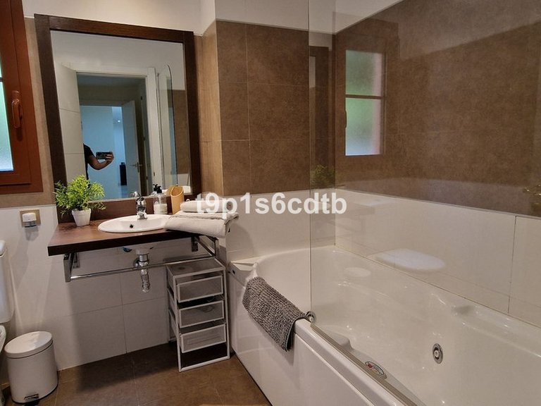 Apartment for Sale in Benahavís, Malaga 6