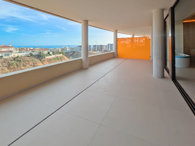 Apartment for Sale in Fuengirola, Malaga 21
