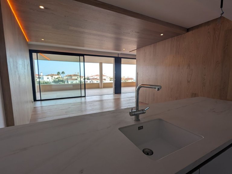 Apartment for Sale in Fuengirola, Malaga 25