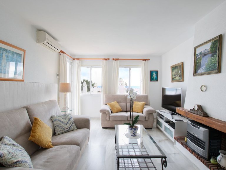 Apartment for Sale in Calahonda, Malaga 2