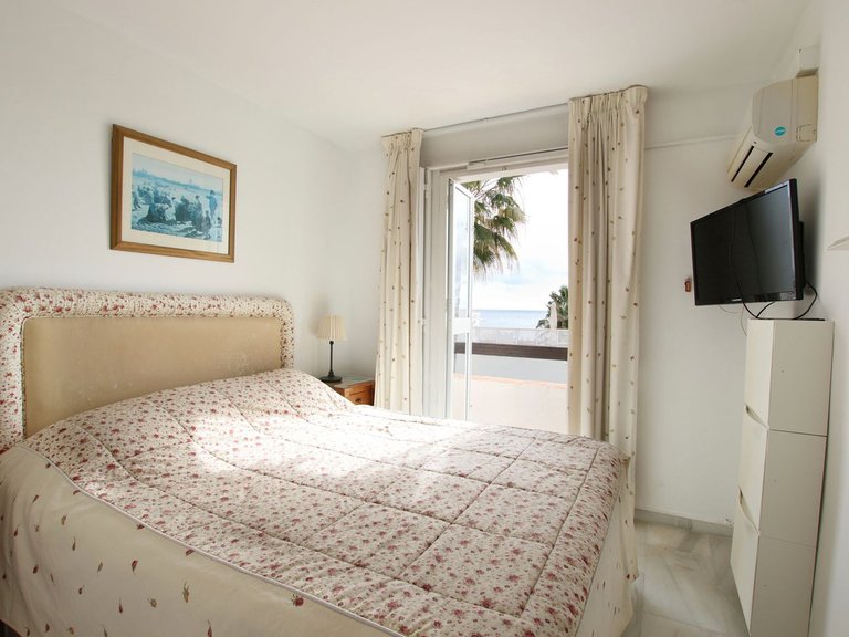 Apartment for Sale in Calahonda, Malaga 4