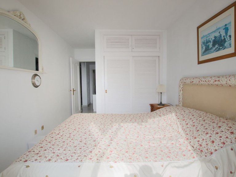 Apartment for Sale in Calahonda, Malaga 8