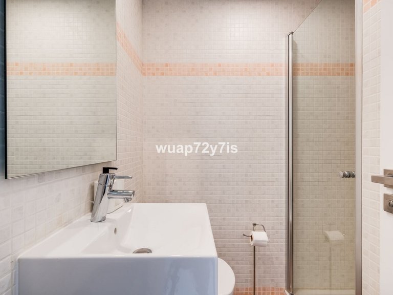Apartment for Sale in Selwo, Malaga 18