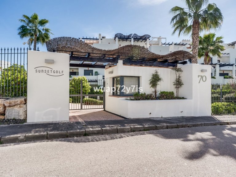 Apartment for Sale in Selwo, Malaga 24