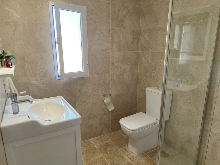 Villa for Sale in Alhaurín De La Torre, Malaga 25