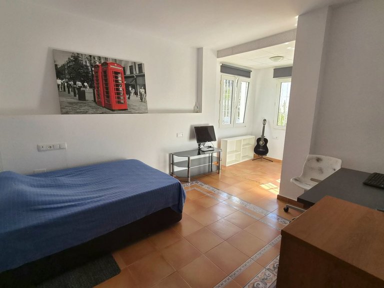 Villa for Sale in Alhaurín De La Torre, Malaga 26