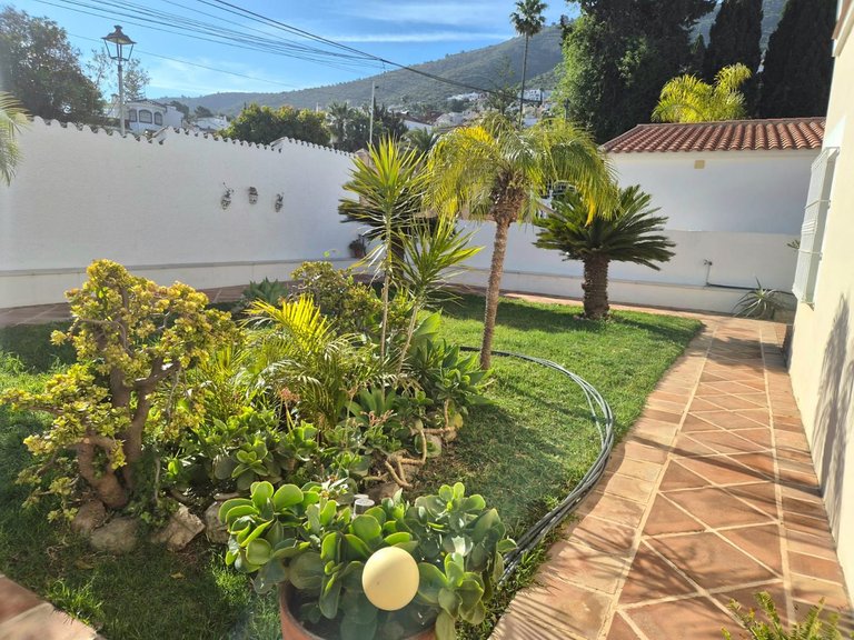 Villa for Sale in Alhaurín De La Torre, Malaga 4