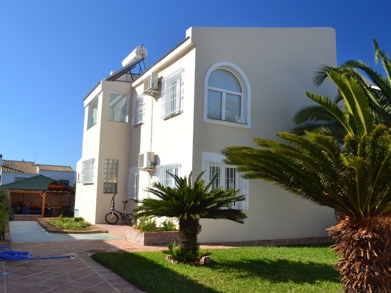 Villa for Sale in Alhaurín De La Torre, Malaga 53