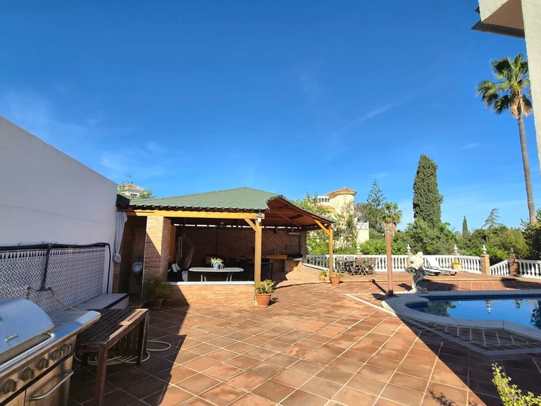 Villa for Sale in Alhaurín De La Torre, Malaga 56