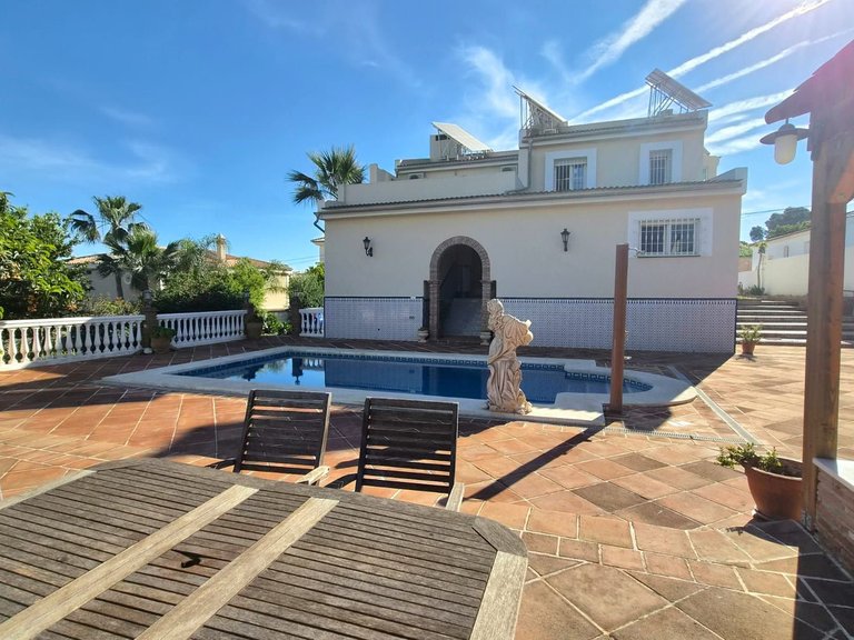 Villa for Sale in Alhaurín De La Torre, Malaga 6