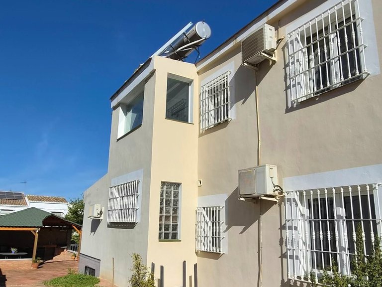 Villa for Sale in Alhaurín De La Torre, Malaga 64