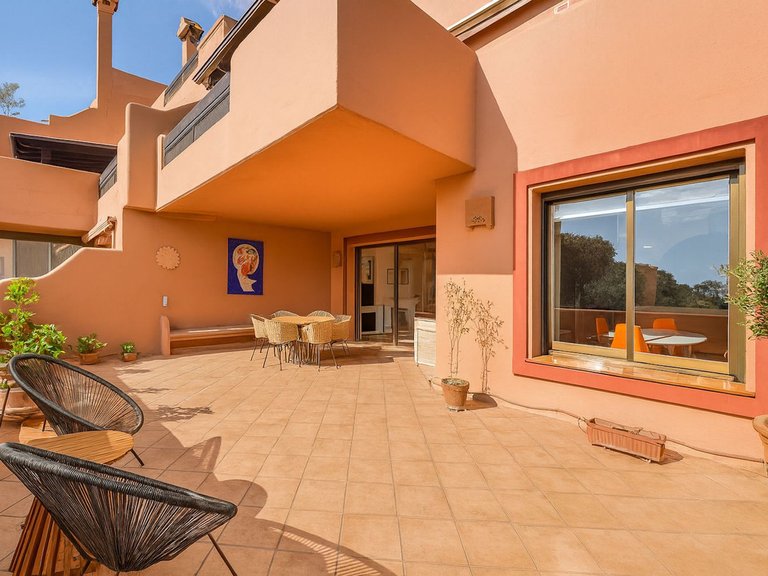 Apartment for Sale in La Mairena, Malaga 10