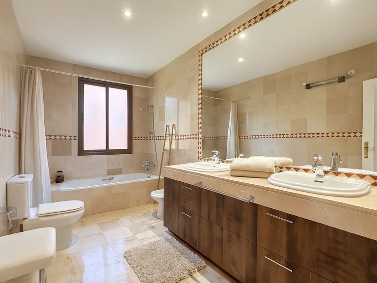 Apartment for Sale in La Mairena, Malaga 21