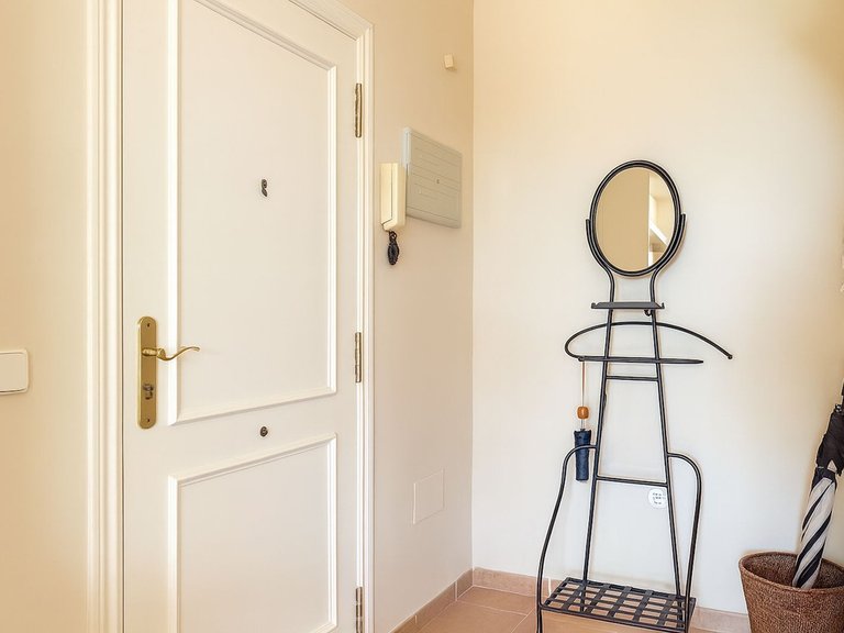 Apartment for Sale in La Mairena, Malaga 3