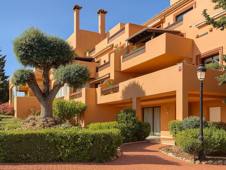 Apartment for Sale in La Mairena, Malaga 35