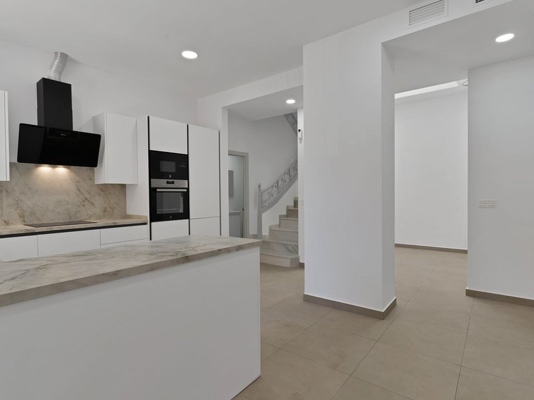 Villa for Sale in Málaga Centro, Malaga 32