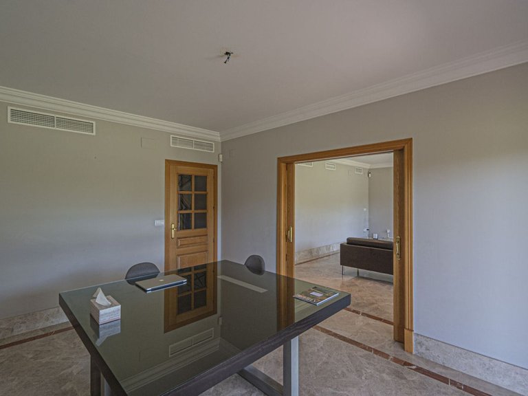Villa for Sale in Marbella, Malaga 19
