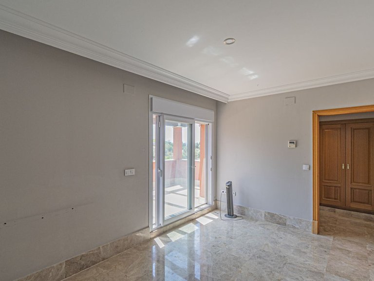 Villa for Sale in Marbella, Malaga 20