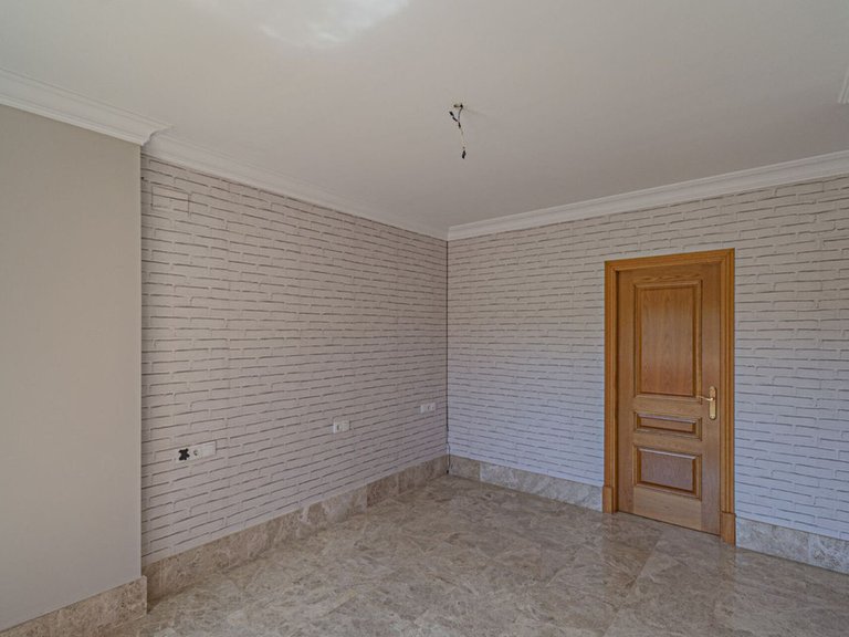 Villa for Sale in Marbella, Malaga 23