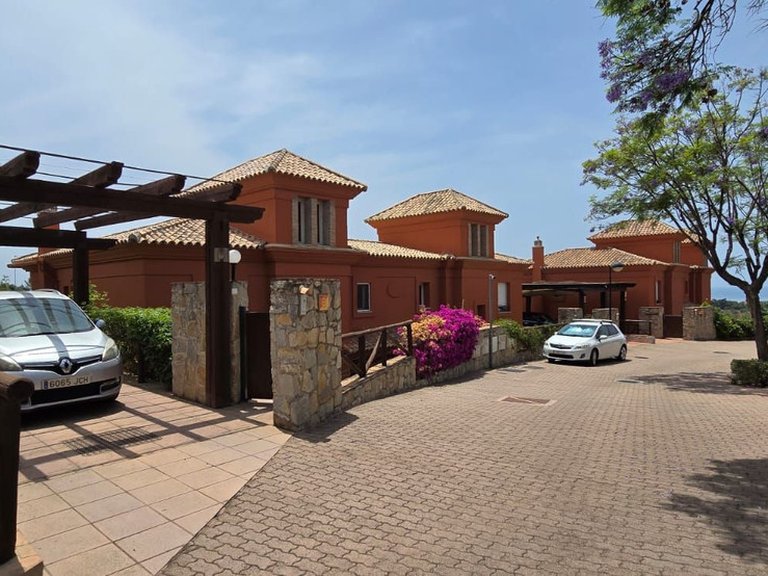Villa for Sale in Marbella, Malaga 33