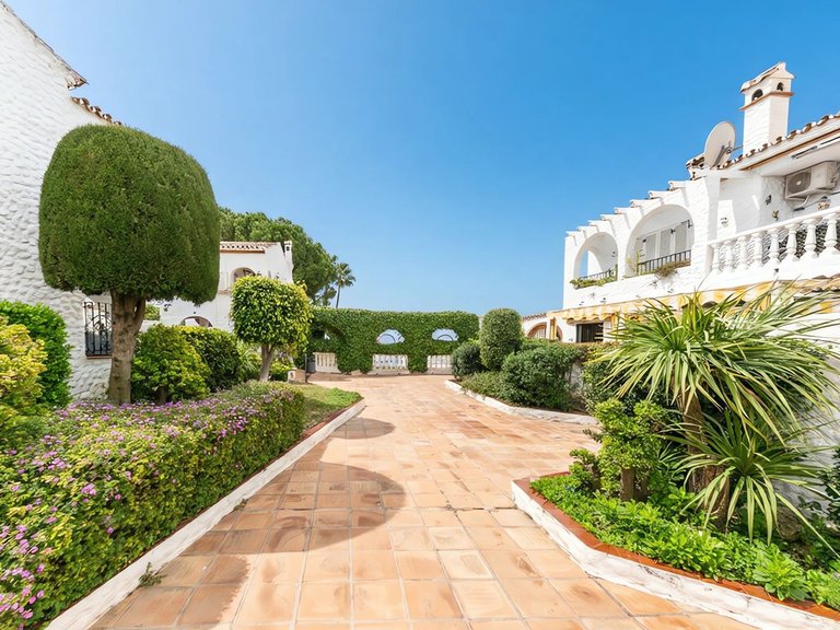 Apartment for Sale in Benalmadena Pueblo, Malaga 19