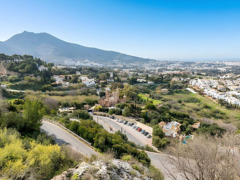 Apartment for Sale in Benalmadena Pueblo, Malaga 21