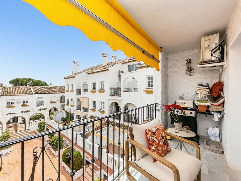 Apartment for Sale in Benalmadena Pueblo, Malaga 8