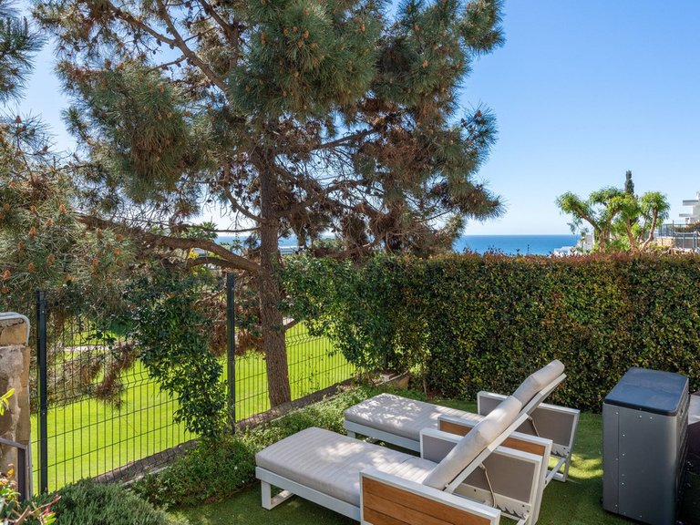 Villa for Sale in Cabopino, Malaga 17