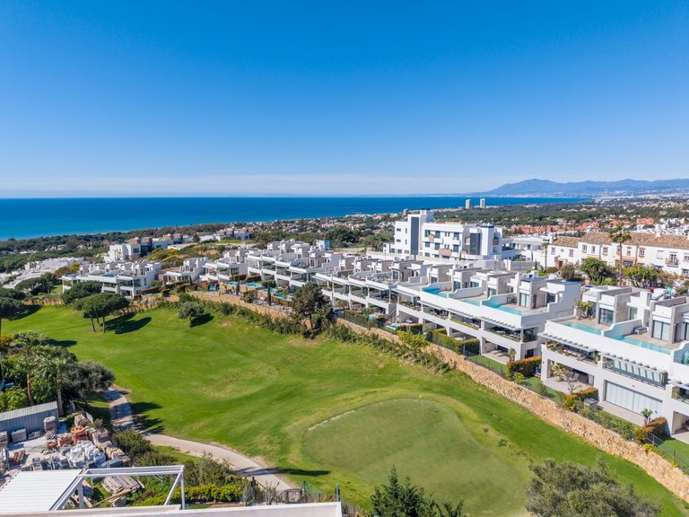 Villa for Sale in Cabopino, Malaga 25