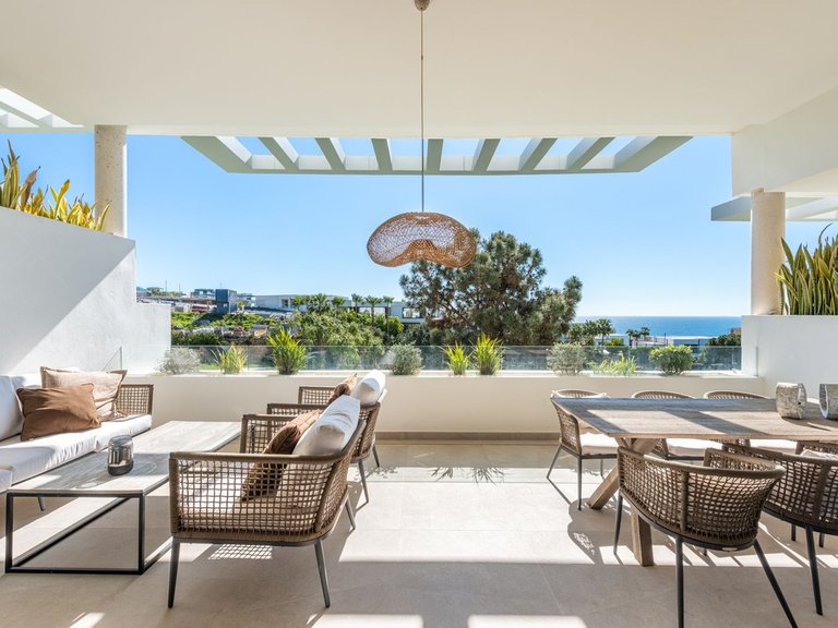 Villa for Sale in Cabopino, Malaga 5