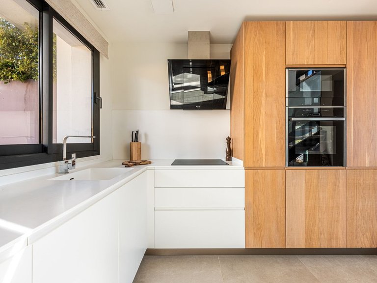 Villa for Sale in Cabopino, Malaga 9