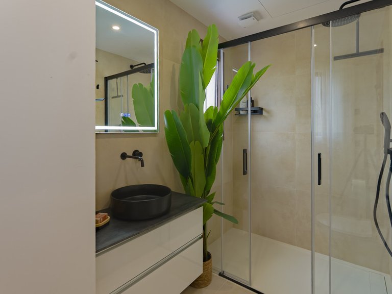 Villa for Sale in Los Arqueros, Malaga 11