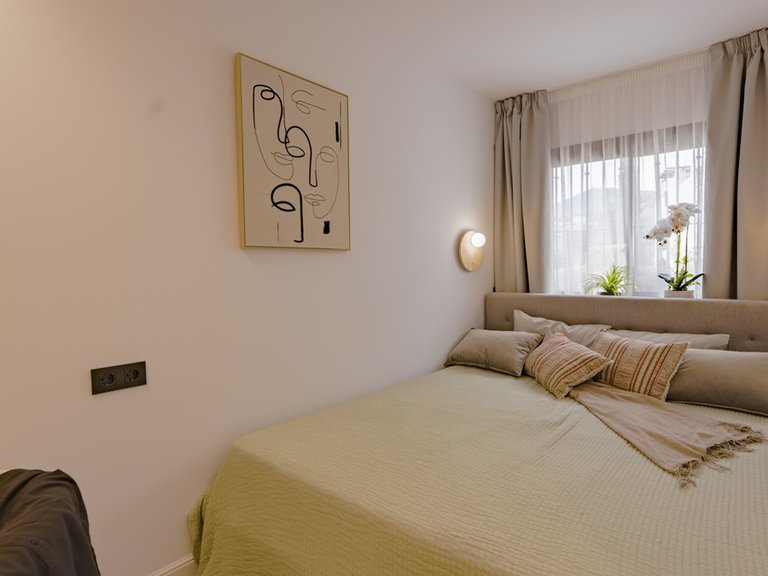 Villa for Sale in Los Arqueros, Malaga 14